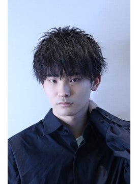 コンフィデンス メンズヘアー(confidence MEN'S HAIR) 緩めスパイラルパーマ 刈り上げマッシュ