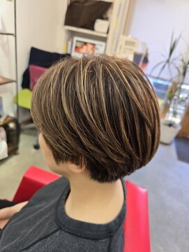 ピース(PIECES) 白髪ぼかしハイライト