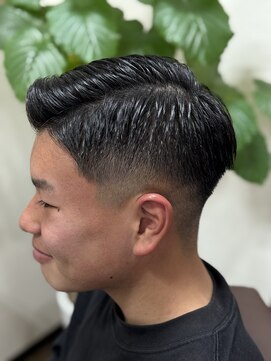 パリシ Polish 学生カット