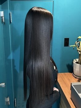 エトラ 渋谷店(etora)の写真/【カット+縮毛矯正＋ケアTR¥18900】縮毛矯正をお手頃プライスで♪【渋谷駅/縮毛矯正】