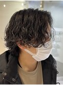 メンズラフセンターパート波巻きスパイラルパーママッシュウルフ