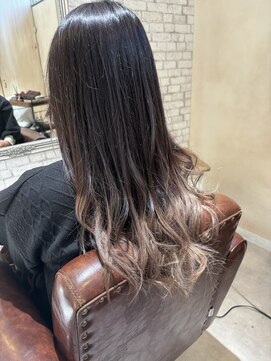 ヘアーアトリエルキナ(hair atelier LUCINA) グラデーションカラーミルクティーベージュ