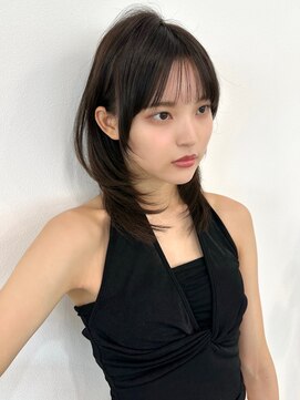 レミエ ダイカンヤマ(lemiie) ミディアムのナチュラルハイレイヤー