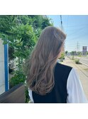 ＼外国人風／透け感たっぷりグレージュカラー