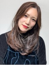 ヴェアリ(Vary)&nbsp;美髪レイヤーカット顔まわりレイヤーマロングレージュ