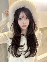 ピア(Pia)&nbsp;ハッシュカット×ブリーチなしベージュカラー