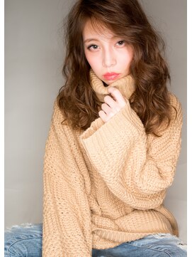 オーガスト ヘア ネイル(AUGUST hair nail) ゆるふわウエーブセミディ 【横浜駅】