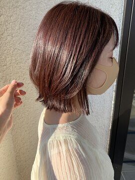 ディアランド(Dearland) ニュアンスピンクの切りっぱなしボブ