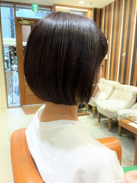 ネオリーブ クタ 町田店(Neolive kuta) 【Ｎｅｏｌｉｖｅｋｕｔａ町田店】大人ショートボブ