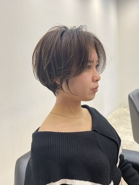 イヴォークオオサカ 心斎橋(EVOKE OSAKA) 抜け感 おしゃれ くびれショート 耳かけ 小顔 ベージュ カラー