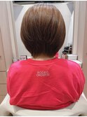 首元スッキリ、大人シャープなショートボブ