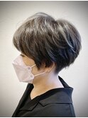 【2024年冬】ハイライトでオシャレ白髪を楽しむ