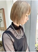 NUDEハイトーン ダブルカラー切りっぱなしボブ 前下がりボブ