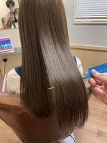 スリー(THREE)&nbsp;ホワイトグレージュ/デジタルパーマ/チェリーブラウン/蟹江