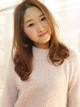 エムスラッシュ ソル センター南(M.SLASH SOL) 【M.SLASH】センターパートのしっとりロング