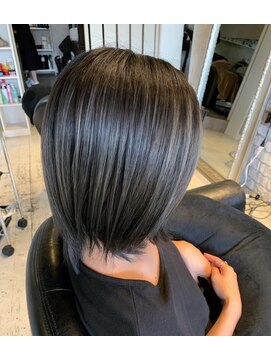 ヘアー アトリエ エゴン(hair atelier EGON) バレイヤージュ風シルバーグレー