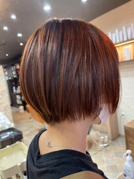 モアヘアーセカンド(MORE-HAIR Second) 可愛い丸みショート
