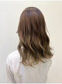【essence】グラデーションカラー×ミルクティーベージュ