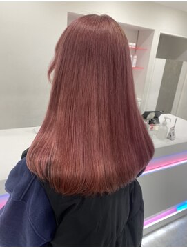 オグジュアリー 表参道(aux.) 《Akari》透明感抜群ピンクベージュ