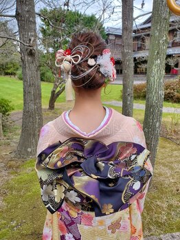 ヘアーズ イオンモール徳島(HAIRZ)の写真/成人式や結婚式など大切な人生の節目の晴れの日を最高のひと時に◇プロの技で崩れ知らずの美しい和装を実現