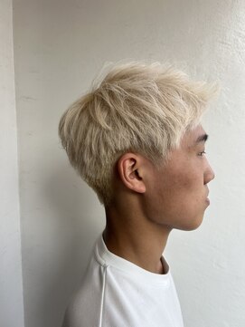 アヴァンス ジェイアール和歌山店(AVANCE.) メンズショート×ハイブロンド