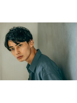 清潔感があり、ON/OFFどちらでも簡単にきまるヘアスタイルをご提案。男性の理想が叶うサロン！