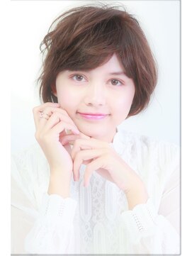 ラフヘアーアンドライフ 所沢東口店(LAF Hair&Life) 軽やかで甘い印象のピンクベージュショート