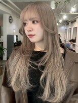 イリ 梅田(ili) ミニウルフ/チェリーブラウン/デジタルパーマ