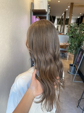 シモン(SIMON) ミルクティーベージュ/半田/知多/半田美容室/知多美容室