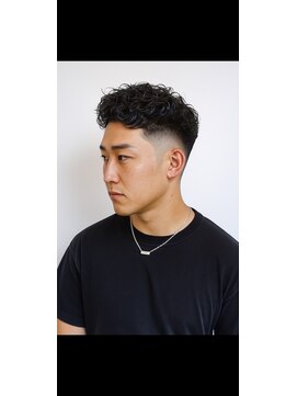 エミヲ メンズサロン 石川町(emiwo MENS SALON) ショートパーマ×スキンフェード