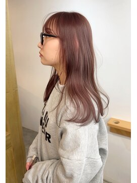 ほんのり可愛いピンクブラウン