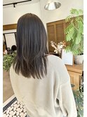 大人抜け感くびれミディアム×春のナチュラルアッシュ