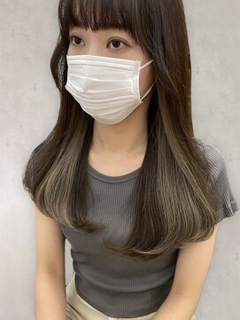 アース 天満橋店(HAIR & MAKE EARTH) 春カラー◆セミロング×インナーカラーシルバー×韓国風ヘア