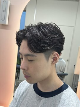 吉 ニュアンスパーマ 毛流れ