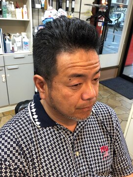 バーバーショップ イトー 大人ワイルドショート