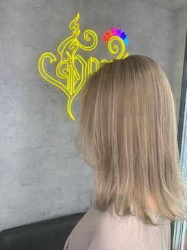 スパークスヘア(Sparks hair) これぞミルクティーベージュやい！！