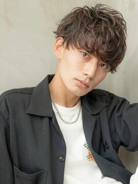 ハバナ 新宿(HAVANA) ソフトツーブロック/刈り上げ/センターパート/ツイスト/ビジネス