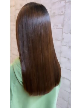 オーシャンシェリー(Ocean Sherry) 美髪ストレート