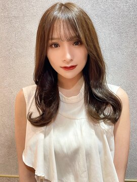 ルームバイシー 新宿(Loom. by Sea) 韓国風前髪/シルキーベージュ/グレージュカラー/斜めバング