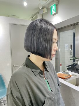 エミール 武蔵小杉店(eMir...) ダークシルバーカラー【武蔵小杉/新丸子】