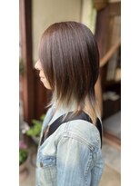 ムク(MUKU)&nbsp;インナーカラー＋カジュアル＋外ハネ