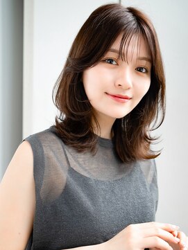 レノラ 本町(LENORA) ◯ぱっつん前髪ウェットヘアオリーブベージュレイヤーロング