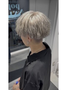 ポプルス(popls) ホワイトミルクティー/ホワイトブロンド/ハイトーンカラー