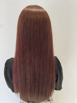 イア(oia) 【ダメージ補修×ツヤ髪カラー】魅力を引き出す上質ストレート