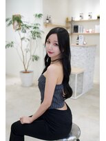 アム 表参道(am)&nbsp;小顔薄めバンググレージュレイヤーロング前髪パーマ黒髪