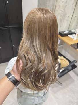 ディーエックス ウエスト(Dxxxx WEST) ブリーチなしベージュカラー ベージュカラー イルミナカラー