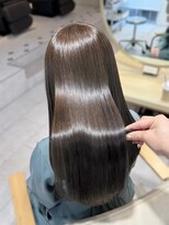 ティア(Tia.)&nbsp;縮毛矯正/巻ける縮毛矯正/髪質改善トリートメント/ロングヘア