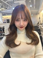 リー 四ツ橋(Lee)&nbsp;レイヤーカット/韓国風/外国人風/顔周り/透明感カラー