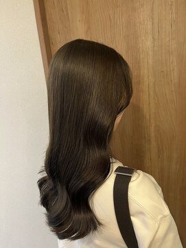 ユーリ(juli) カット/艶カラー(髪質改善カラー)/髪質改善トリートメント