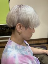 ユニバーシーク(univer seek) カット・ホワイトカラー